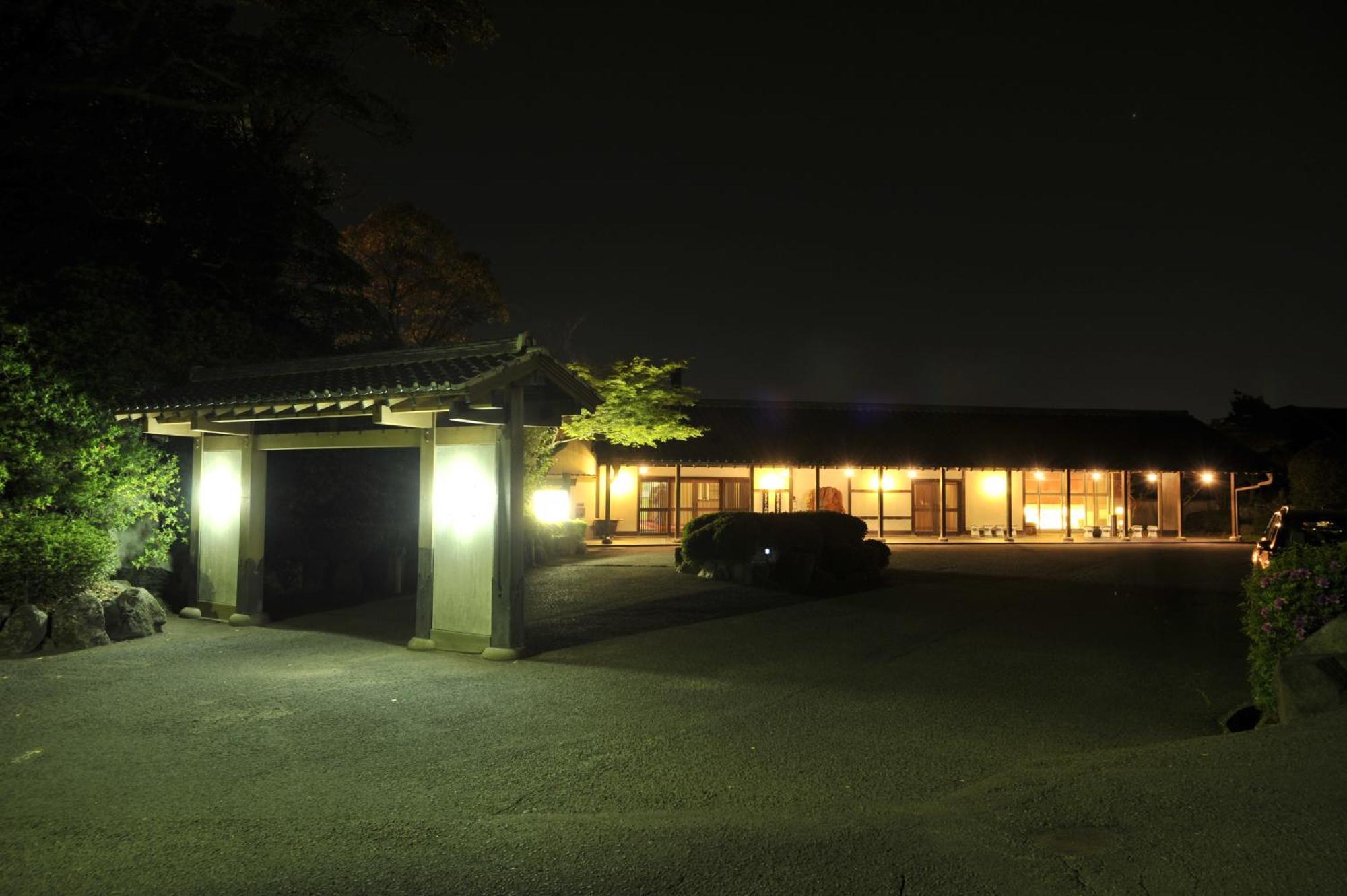 Nisshokan Bettei Koyotei Nagasaki Exterior photo