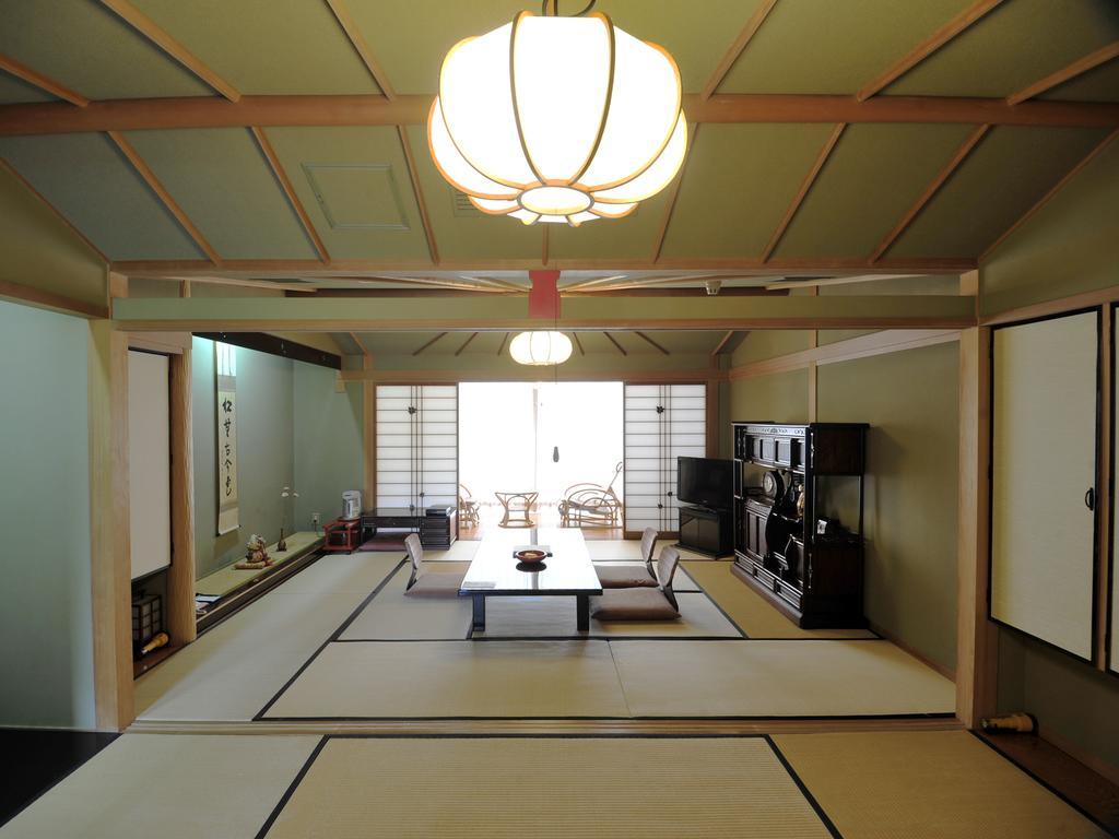 Nisshokan Bettei Koyotei Nagasaki Exterior photo