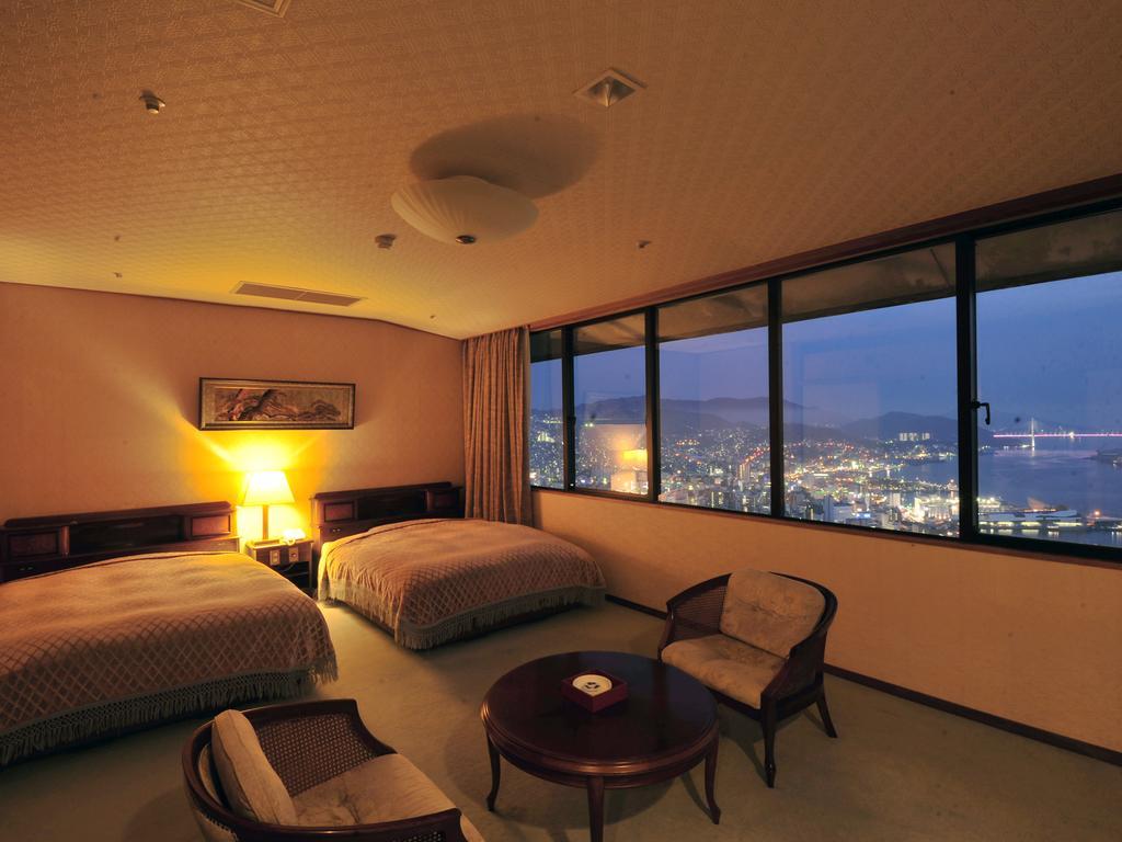 Nisshokan Bettei Koyotei Nagasaki Exterior photo
